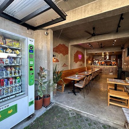 Shorebreak Hostel San Juan  Exterior photo